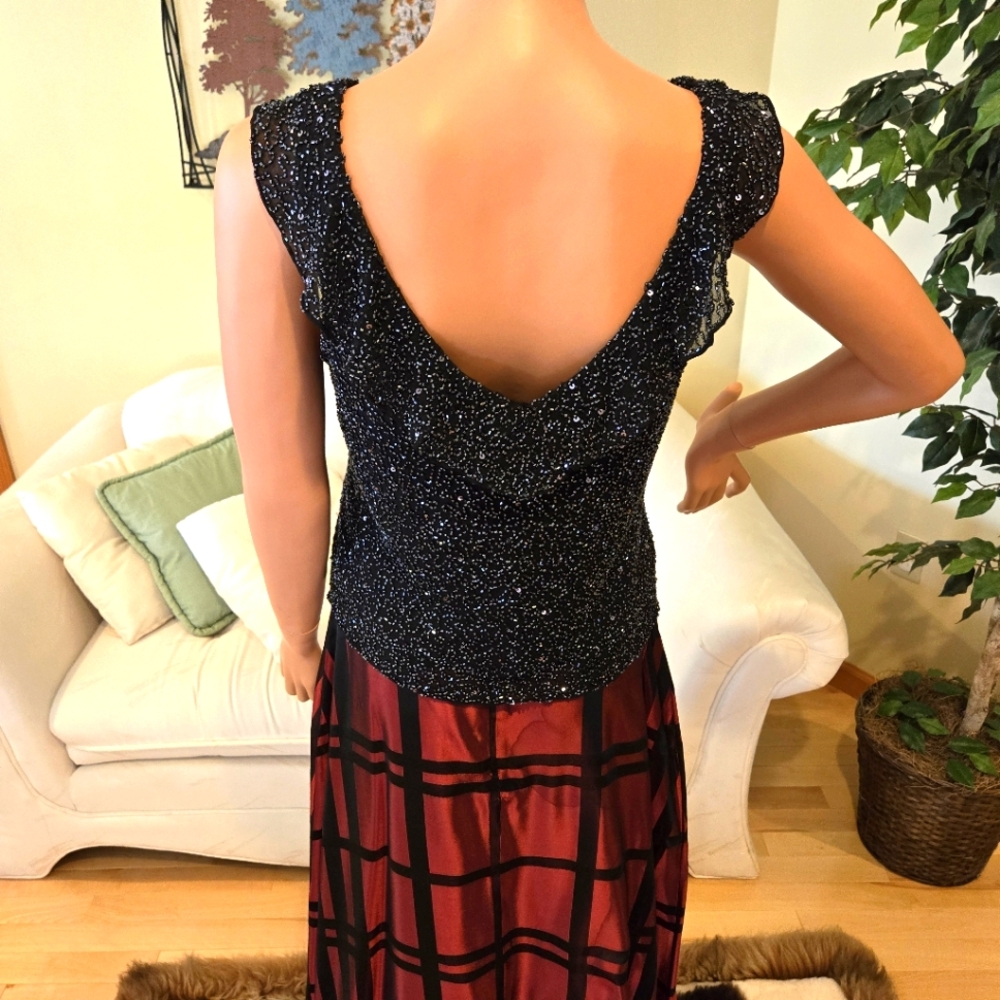 NWOT, Scala Black Beaded Silk Top with Ruffle, Formal, Party, Holiday, Size L - Picture 4 of 16